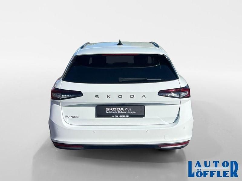 Gebraucht Skoda Superb Selection 150 PS (110 kW) 2025 Weiß Kombi
