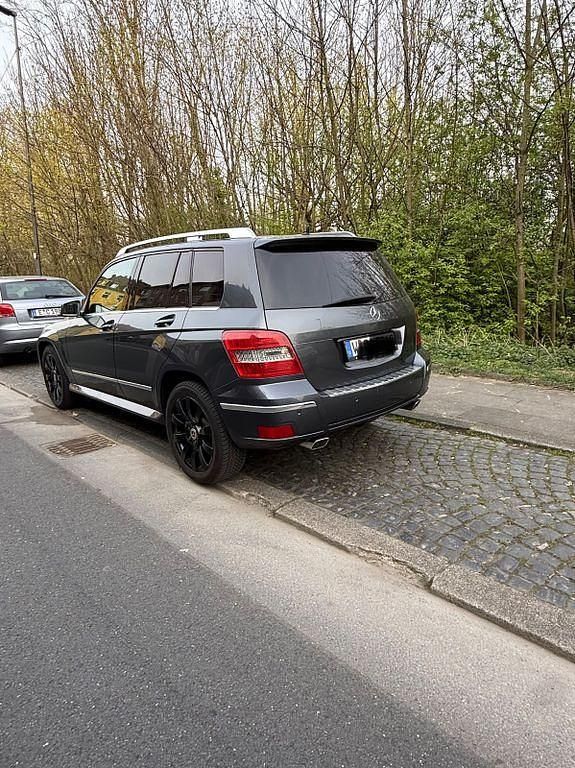 Gebraucht Mercedes GLK220 170 PS (125 kW) 2009 Grau SUV