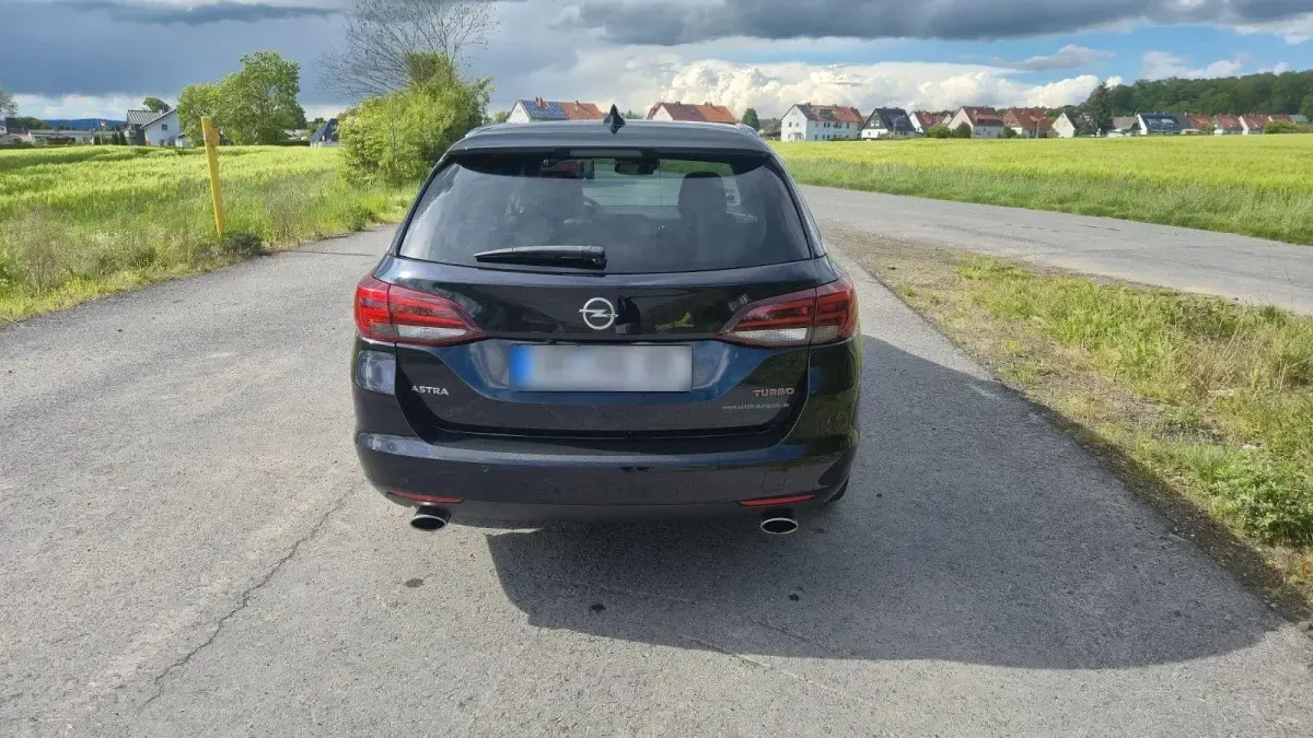 Gebraucht Opel Astra Ultimate 200 PS (147 kW) 2017 Blau Kombi