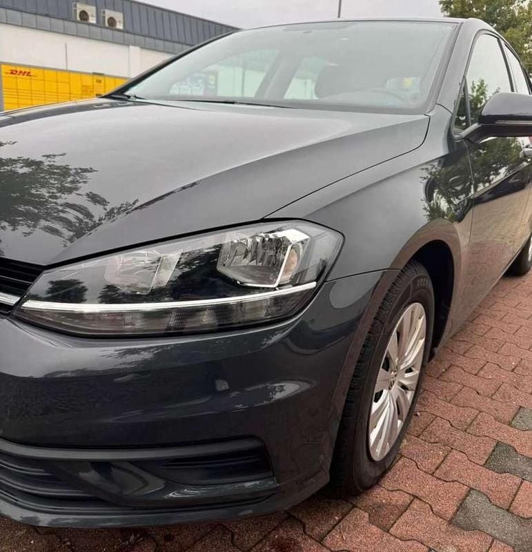 Gebraucht VW Golf VII Join 86 PS (63 kW) 2018 Grau Limousine