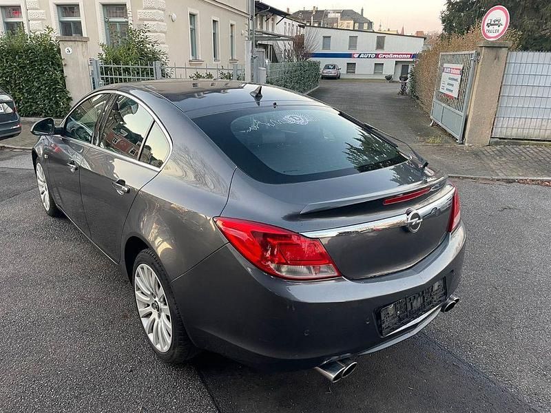 Gebraucht Opel Insignia Cosmo 160 PS (117 kW) 2009 Grau Limousine