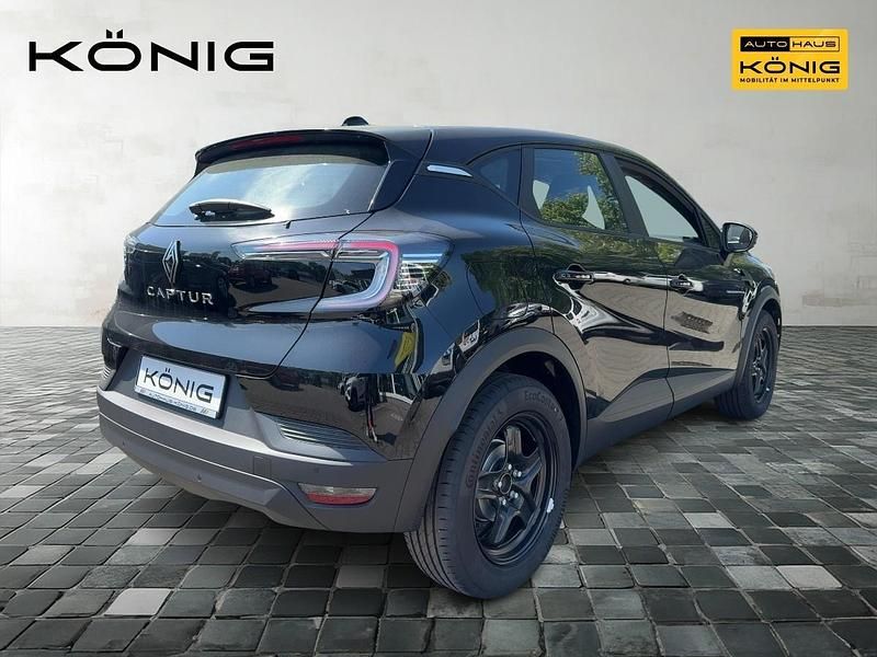 Second-hand Renault Captur Evolution 91 CP (66 kW) 2025 Negru SUV