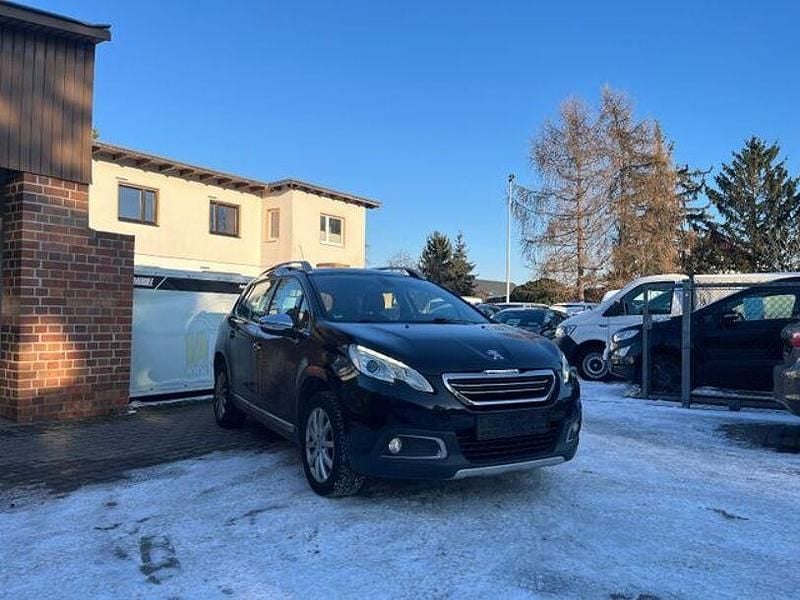 Schwarz Gebraucht 2015 Peugeot 2008 Allure SUV | 9.799 € (Guter Preis) - Bild 1/4