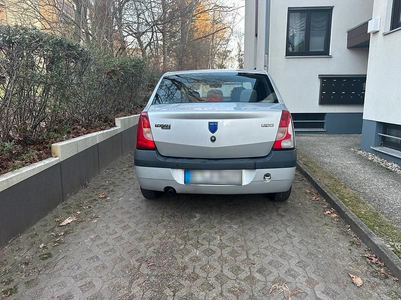 Gebraucht Dacia Logan 64 PS (47 kW) 2006 Silber Limousine