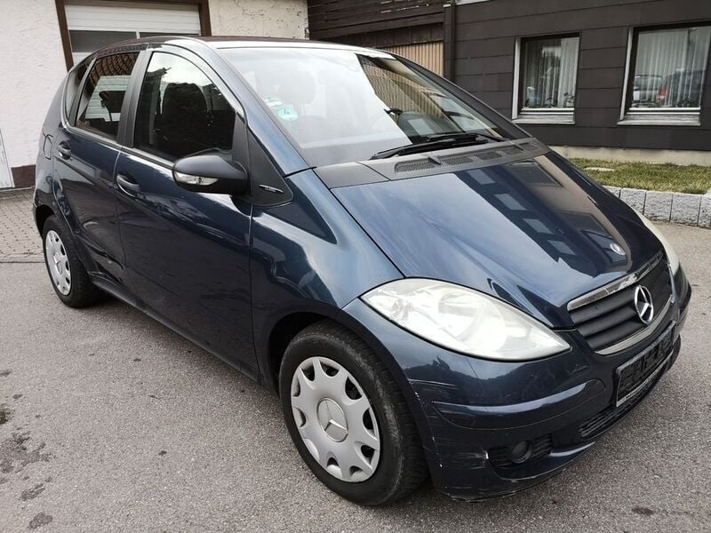 Blau Gebraucht 2005 Mercedes A160 Limousine | 950 € (Superpreis) - Bild 1/4