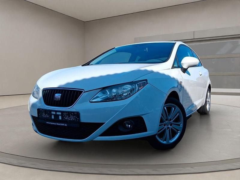 Weiß Gebraucht 2011 Seat Ibiza SC Kleinwagen | 4.493 € (Fairer Preis) - Bild 1/4