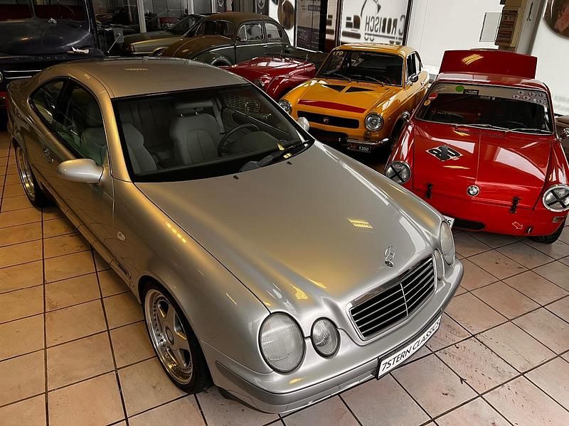 Silber Gebraucht 1999 Mercedes CLK200 Coupé | 5.300 € (Fairer Preis) - Bild 1/4