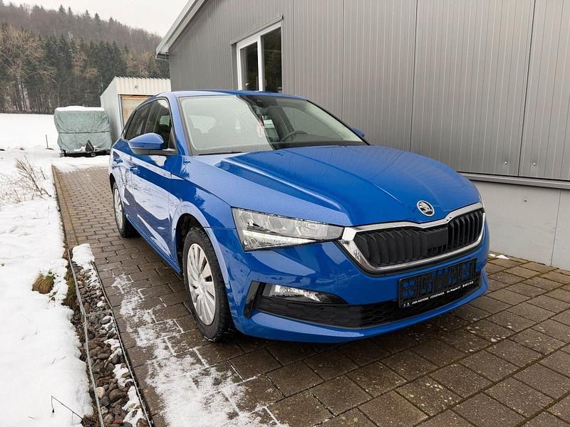 Gebraucht Skoda Scala Ambition 116 PS (85 kW) 2020 Blau Kleinwagen
