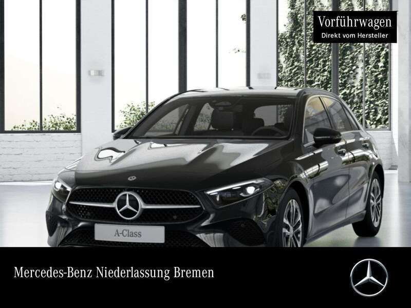 Mountain grau Gebraucht 2024 Mercedes A180 Progressive Limousine | 31.400 € (Fairer Preis) - Bild 1/4