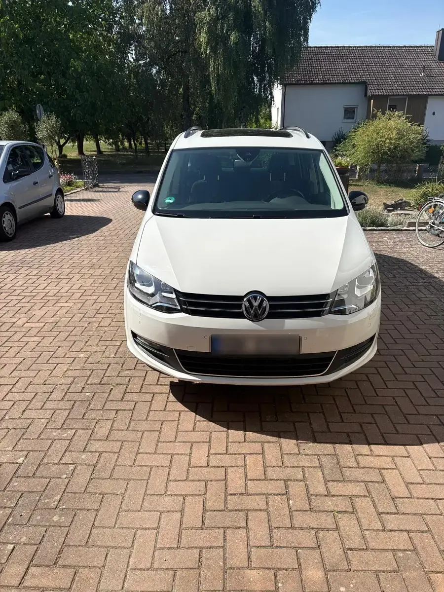 Gebraucht VW Sharan Match 170 PS (125 kW) 2012 Weiß Van / Kleinbus