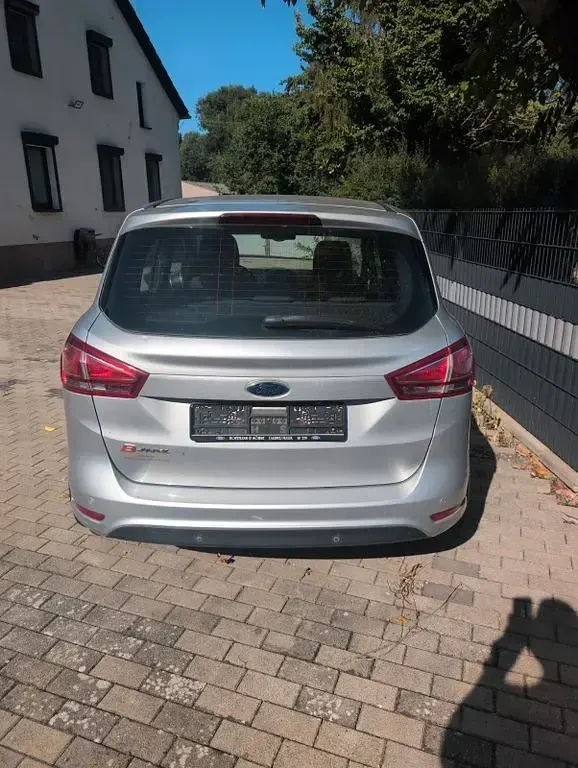 Gebraucht Ford B-MAX Titanium 105 PS (77 kW) 2014 Silber Van / Kleinbus