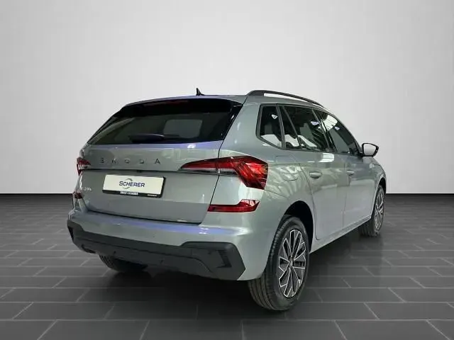 Neu Skoda Kamiq 116 PS (85 kW) 2026 Smokey diamondsilber metallic (metallic) SUV