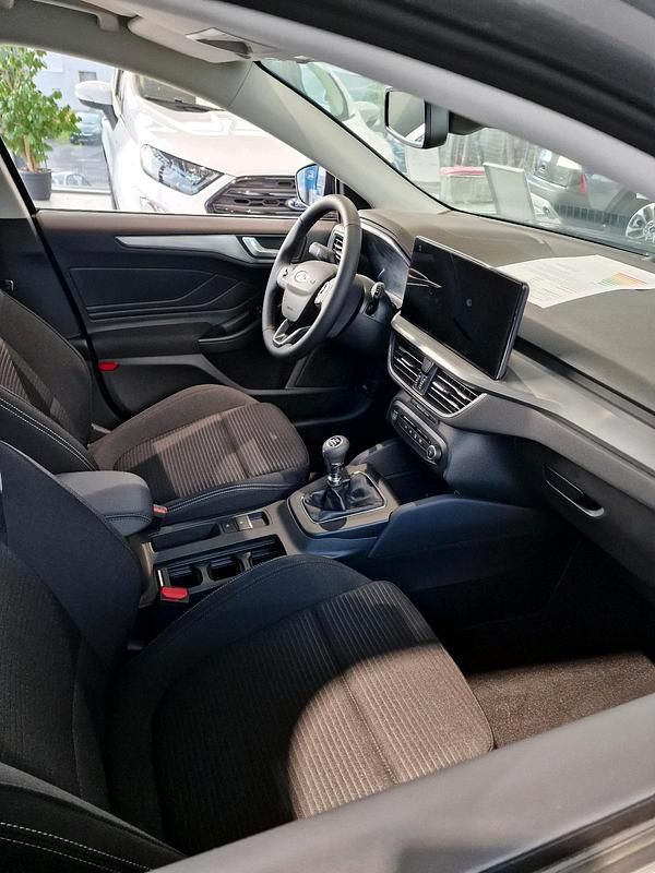 Gebraucht Ford Focus 125 PS (91 kW) 2023 Schwarz Limousine