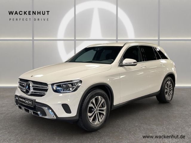 Weiss Gebraucht 2021 Mercedes GLC200 Advanced SUV | 38.410 € (Guter Preis) - Bild 1/4