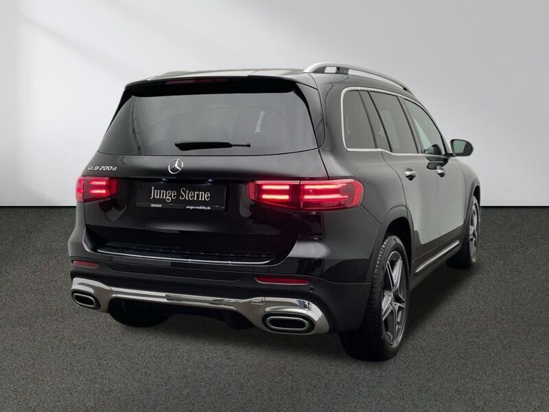 Gebraucht Mercedes GLB200 AMG 150 PS (110 kW) 2024 Schwarz SUV