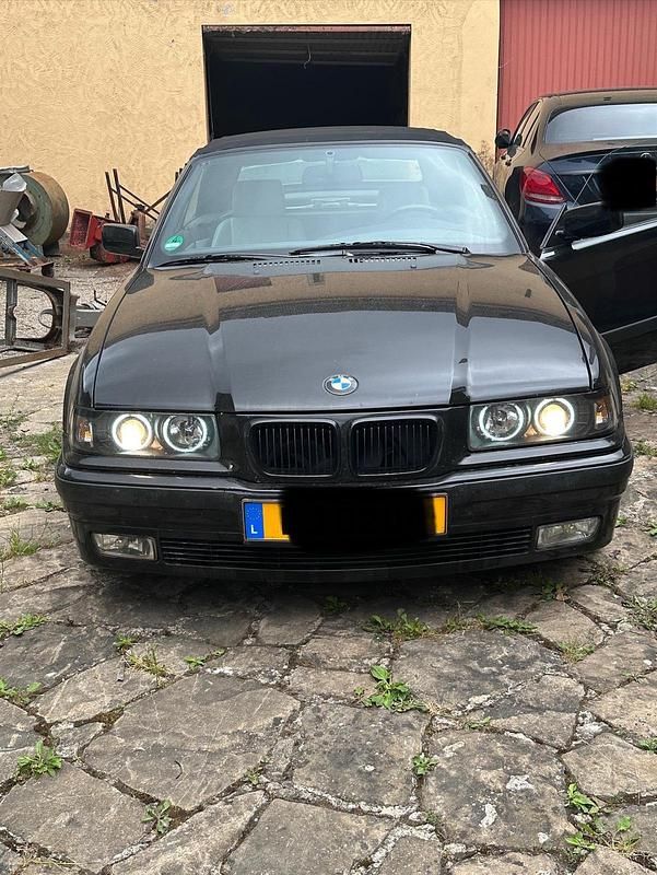 Schwarz Gebraucht 1997 BMW 320 Cabriolet Cabrio | 7.000 € (Guter Preis) - Bild 1/4