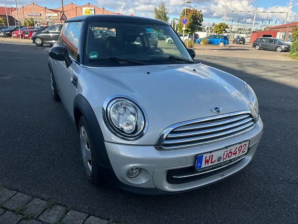 Gebraucht Mini Cooper 122 PS (89 kW) 2011 Silber Kleinwagen