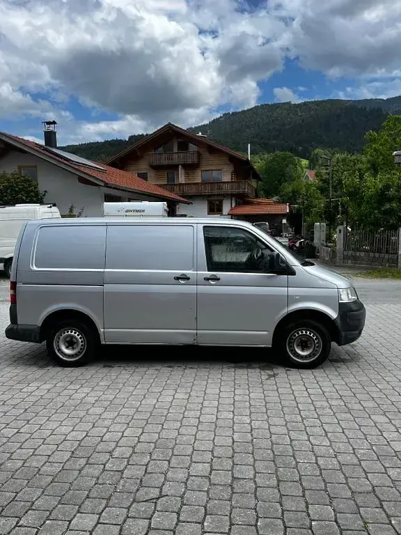 Gebraucht VW Transporter 131 PS (96 kW) 2009 Van