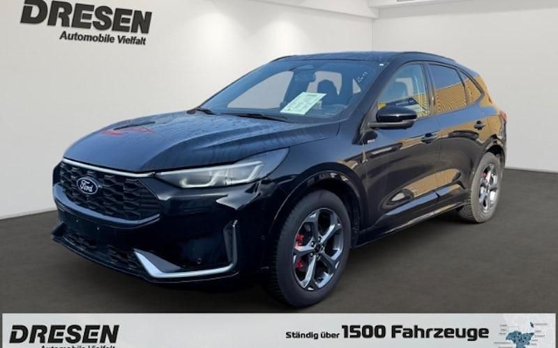 Gebraucht Ford Kuga ST-Line X 186 PS (136 kW) 2025 Schwarz SUV
