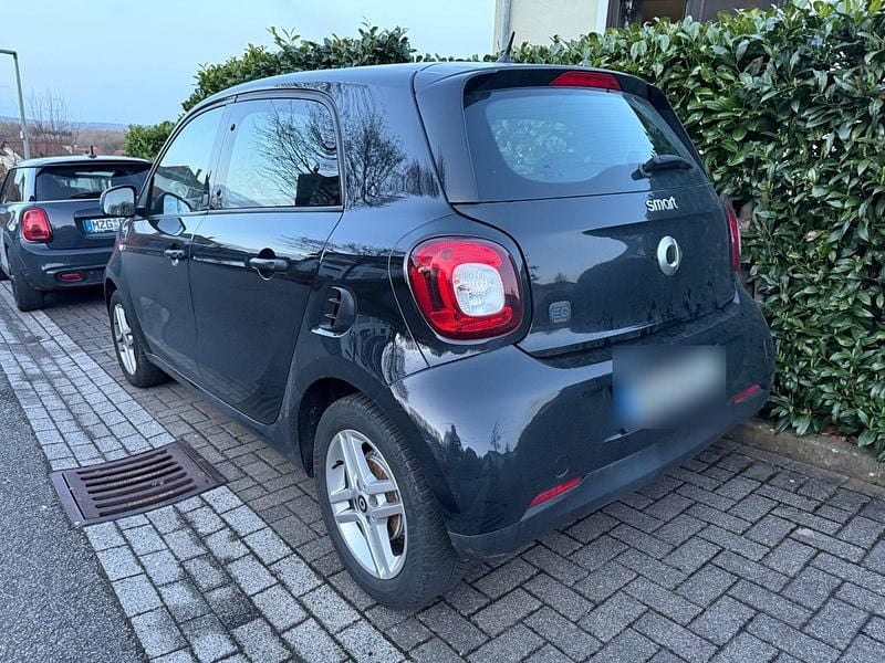 Gebraucht Smart ForFour Electric Drive 60 kW (82 PS) 2020 Schwarz Kleinwagen
