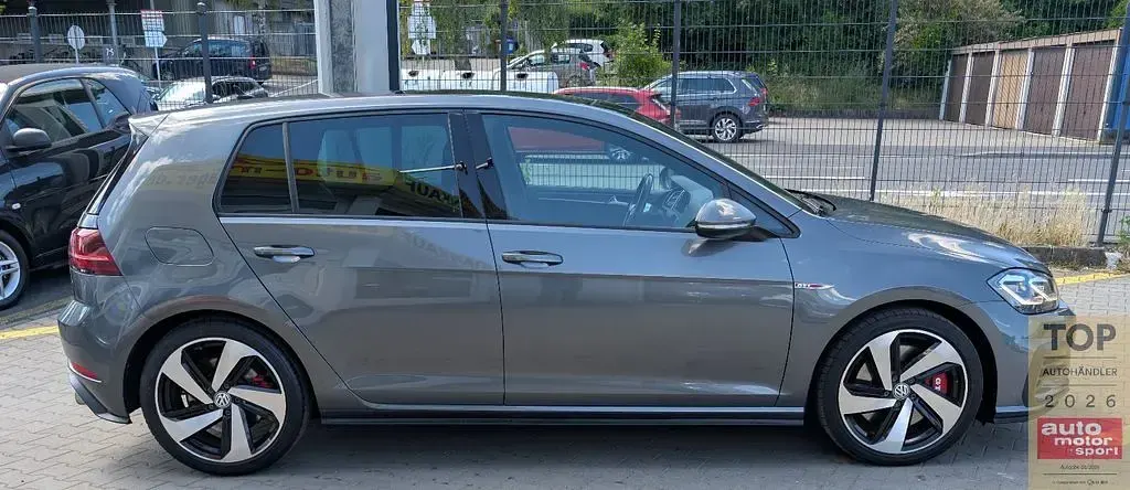 Gebraucht VW Golf VII GTI 245 PS (180 kW) 2018 Grau Limousine