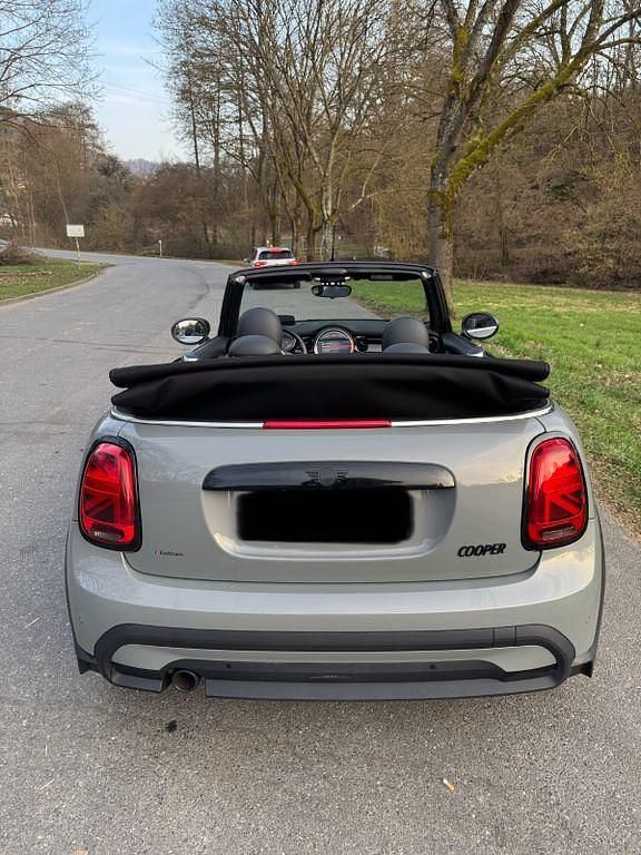 Gebraucht Mini Cooper Classic 136 PS (100 kW) 2022 Grau Kleinwagen