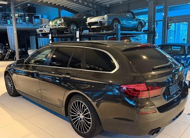 Gebraucht BMW 530 Performance 258 PS (189 kW) 2016 Braun Limousine