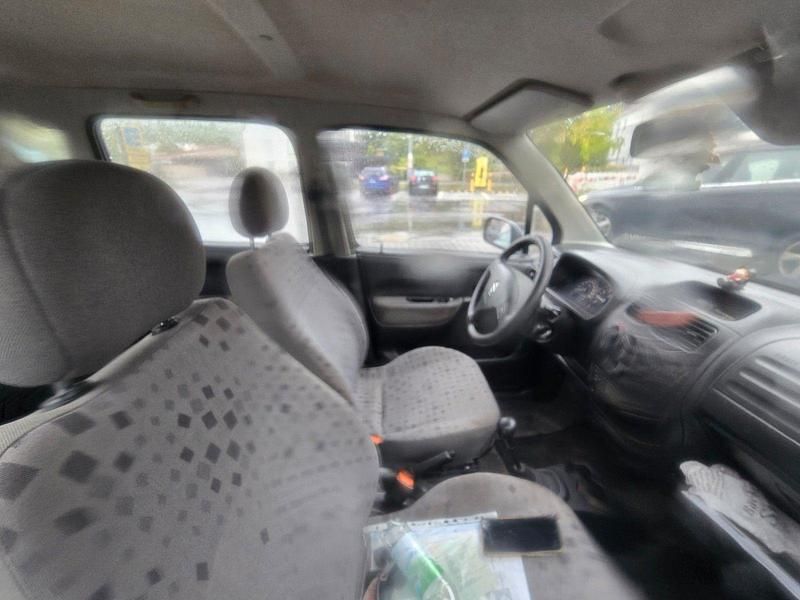 Gebraucht Opel Agila 75 PS (55 kW) 2004 Blau Kleinwagen