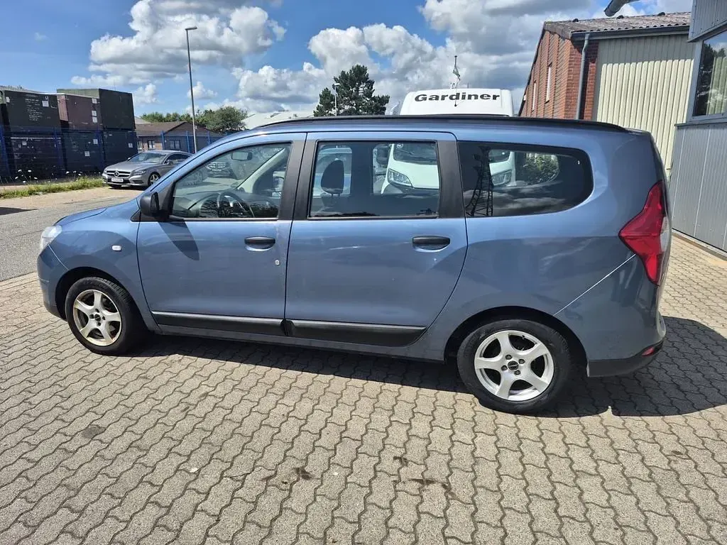 Gebraucht Dacia Lodgy Ambiance 90 PS (66 kW) 2013 Blau Van / Kleinbus