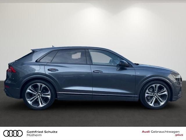 Gebraucht Audi Q8 S-Line 286 PS (210 kW) 2023 Grau SUV