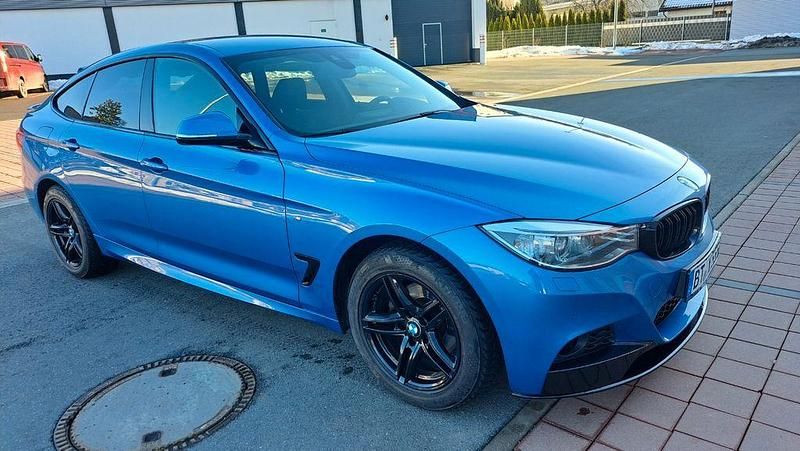 Blau Gebraucht 2014 BMW 320 Gran Turismo M Sport Limousine | 13.990 € (Fairer Preis) - Bild 1/4