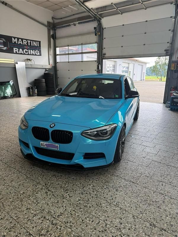 Blau Gebraucht 2014 BMW M135 Kleinwagen | 20.000 € (Fairer Preis) - Bild 1/4