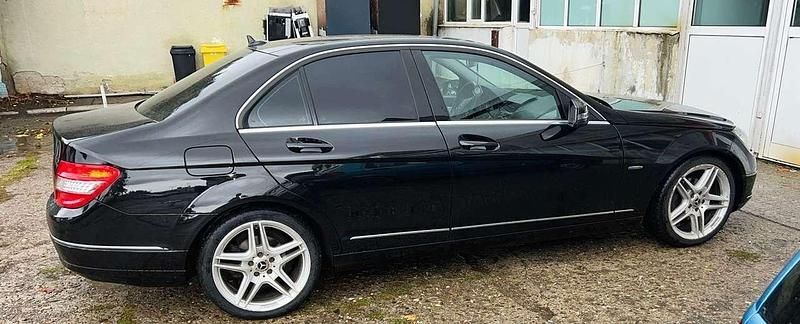Gebraucht Mercedes 180 156 PS (114 kW) 2010 Schwarz Limousine