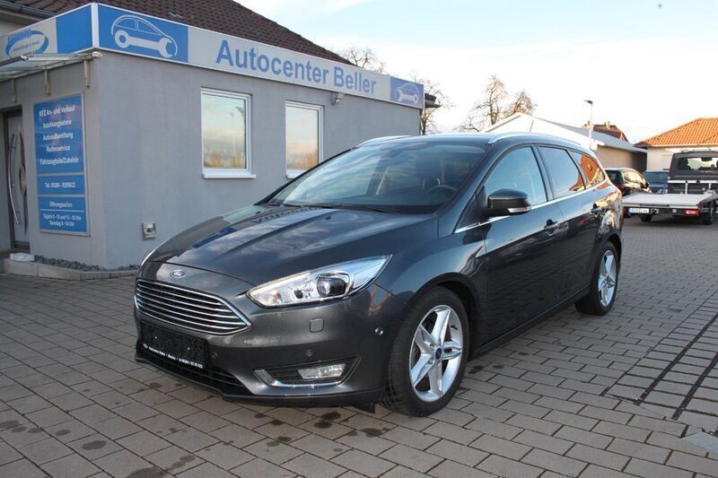 Grau Gebraucht 2018 Ford Focus Titanium Kombi | 12.999 € (Fairer Preis) - Bild 1/4
