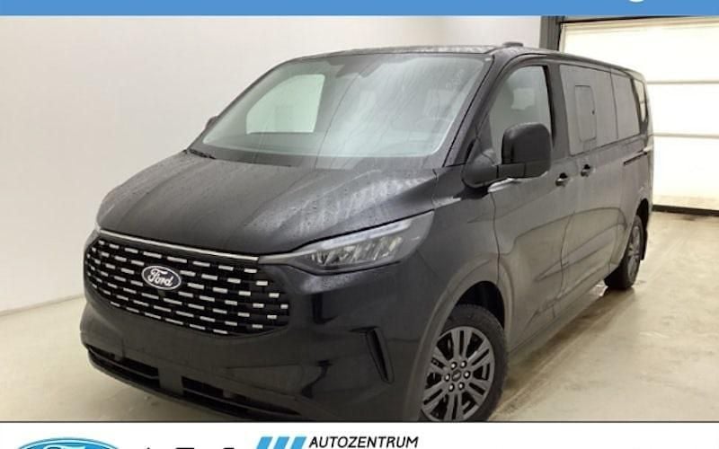 Schwarz Gebraucht 2025 Ford Tourneo Titanium Van / Kleinbus | 51.481 € (Guter Preis) - Bild 1/4