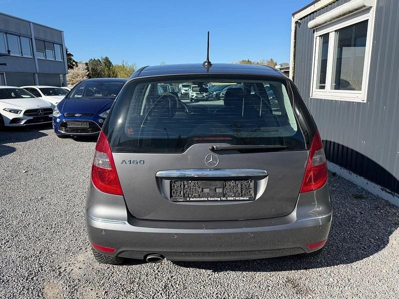 Gebraucht Mercedes A160 95 PS (69 kW) 2009 Grau Kleinwagen