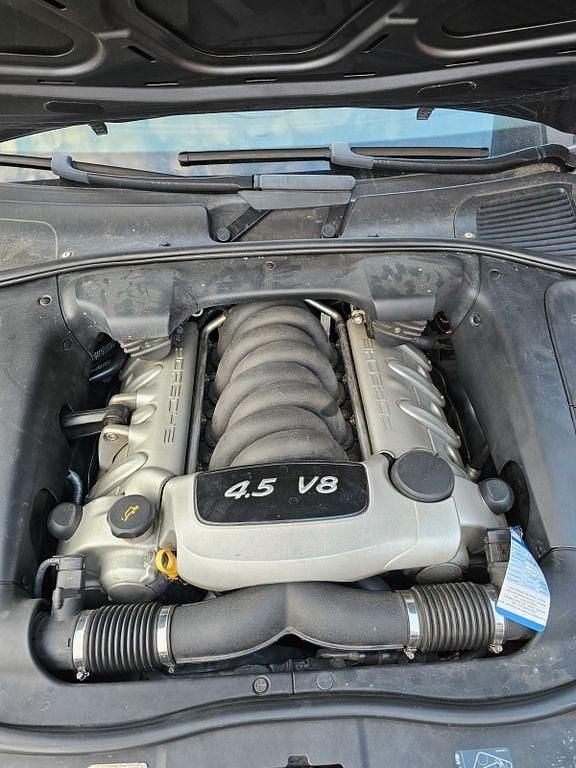 Grau Gebraucht 2004 Porsche Cayenne S SUV | 4.000 € - Bild 1/4