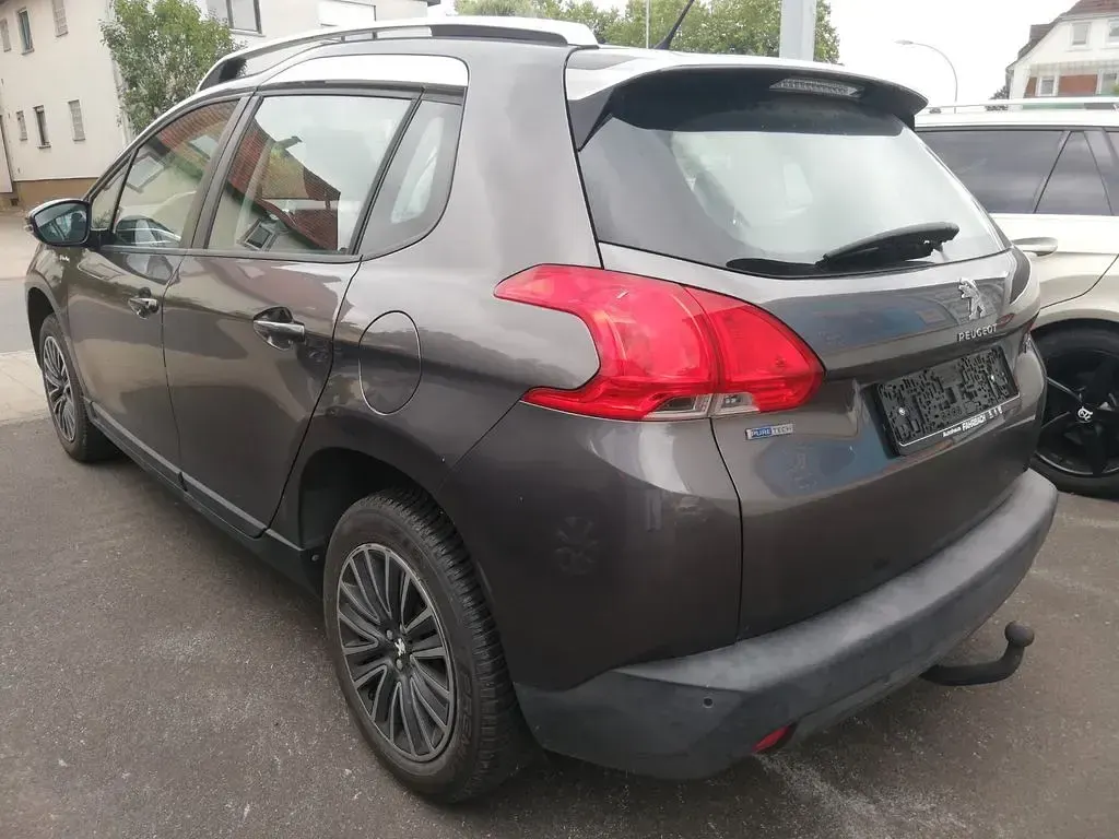 Gebraucht Peugeot 2008 Active 82 PS (60 kW) 2016 Grau SUV