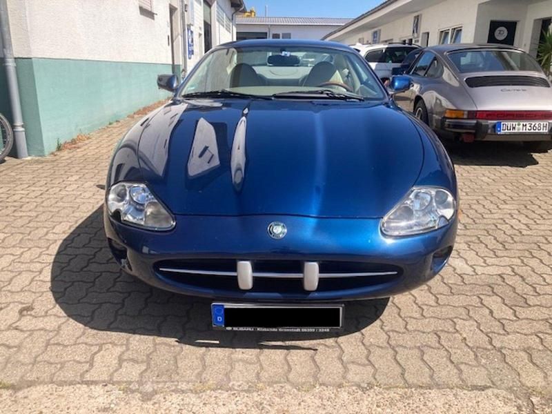 Blau Gebraucht 1996 Jaguar XK8 Coupé | 17.600 € - Bild 1/4