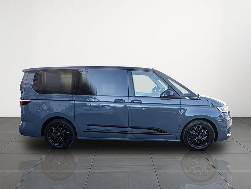 Gebraucht VW Multivan Life 150 PS (110 kW) 2025 Grau Van