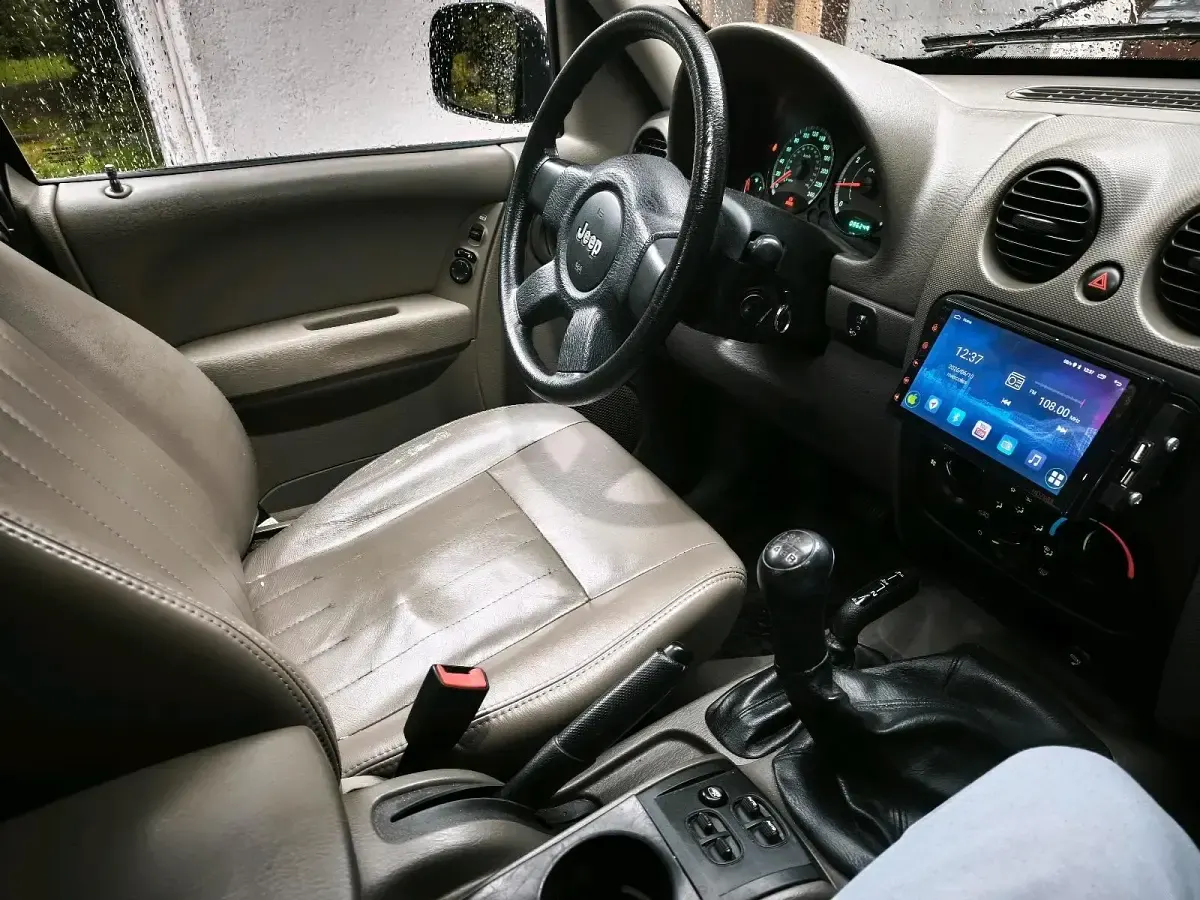 Gebraucht Jeep Cherokee 147 PS (108 kW) 2004 Blau SUV