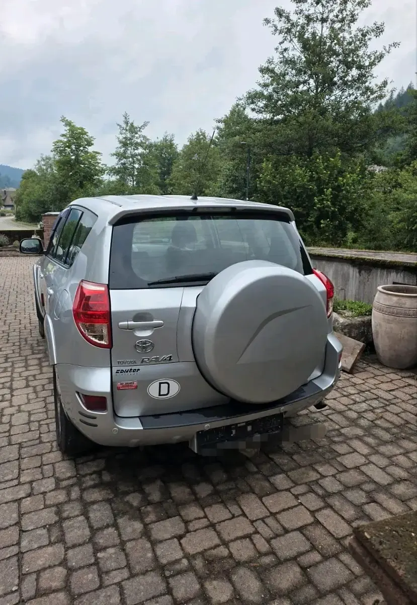 Gebraucht Toyota RAV4 177 PS (130 kW) 2006 Silber SUV