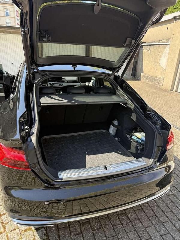 Second-hand Audi A5 Advanced 204 CP (150 kW) 2023 Negru Coupe