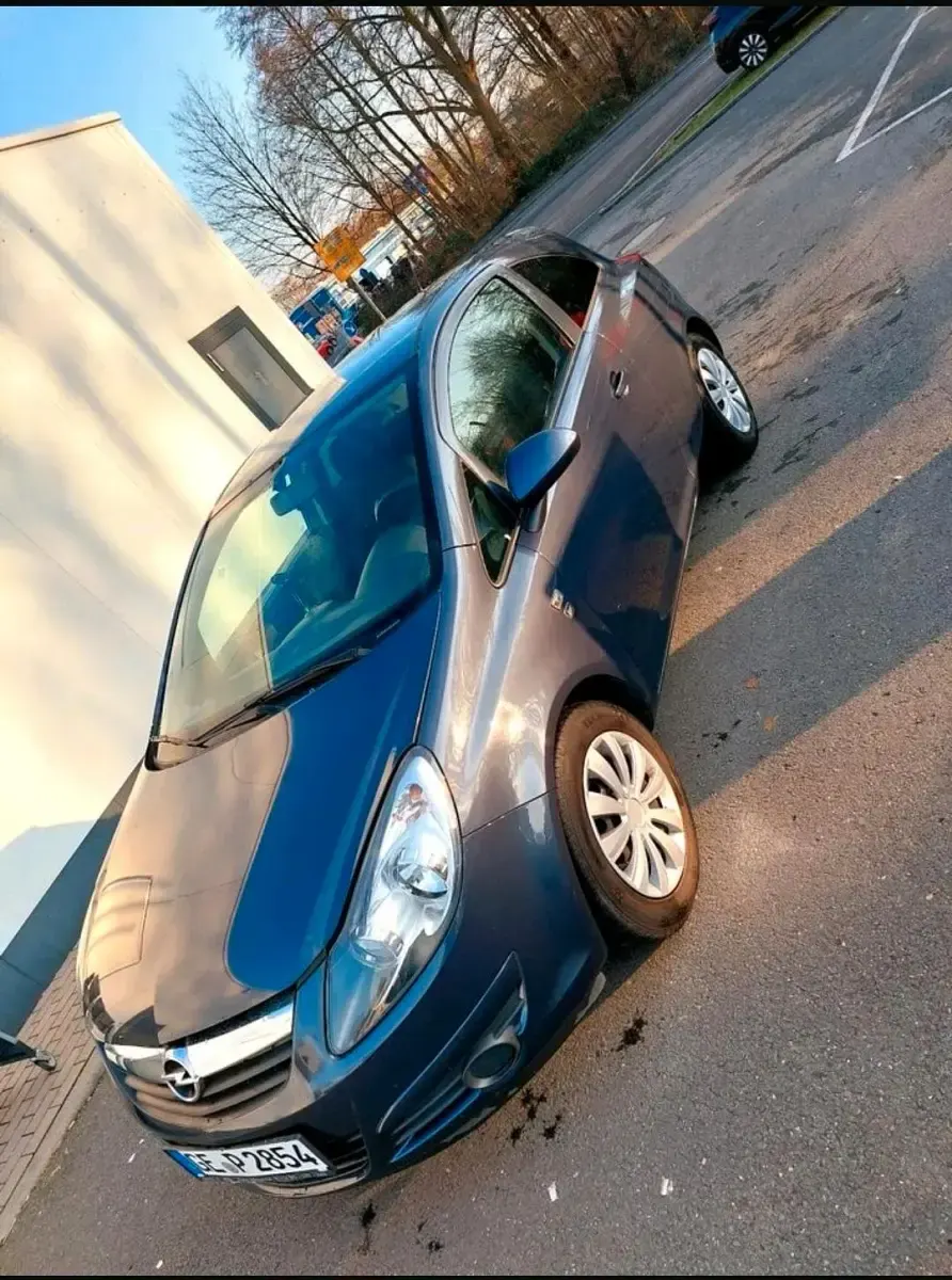 Gebraucht Opel Corsa 69 PS (50 kW) 2011 Kleinwagen