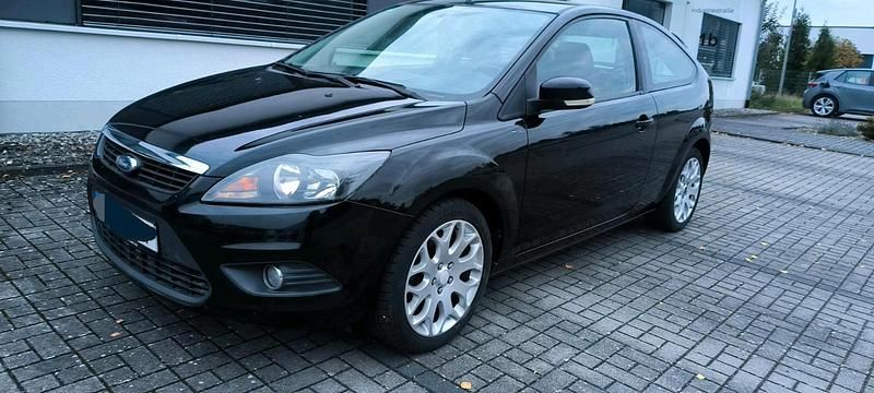 Schwarz Gebraucht 2009 Ford Focus Kleinwagen | 1.490 € (Guter Preis) - Bild 1/4