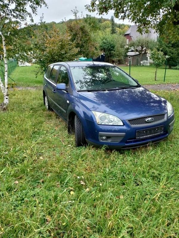 Blau Gebraucht 2008 Ford Focus Kombi | 300 € (Superpreis) - Bild 1/4