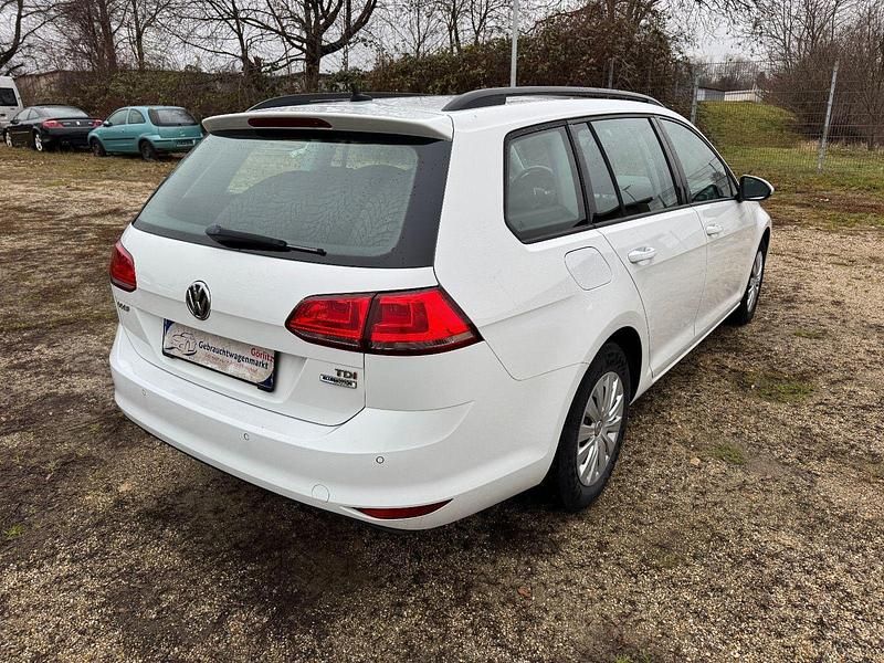 Gebraucht VW Golf VII 110 PS (80 kW) 2015 Weiß Kombi