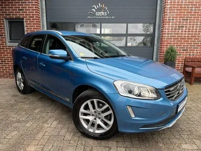 Second-hand Volvo XC60 Summum 190 CP (139 kW) 2017 Albastru SUV