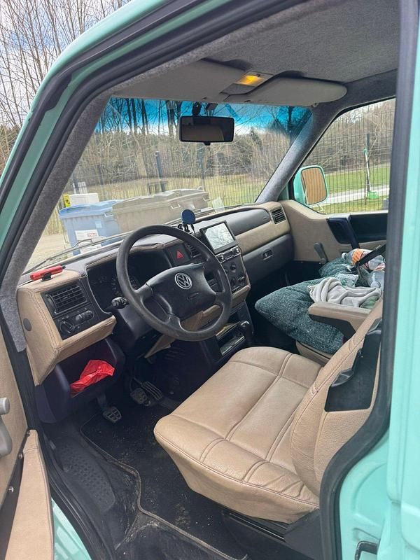 Gebraucht VW Transporter 102 PS (75 kW) 2001 Grün Van