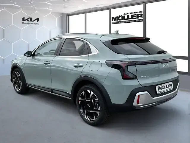 Neu Kia XCeed Spirit 150 PS (110 kW) 2026 Grau SUV
